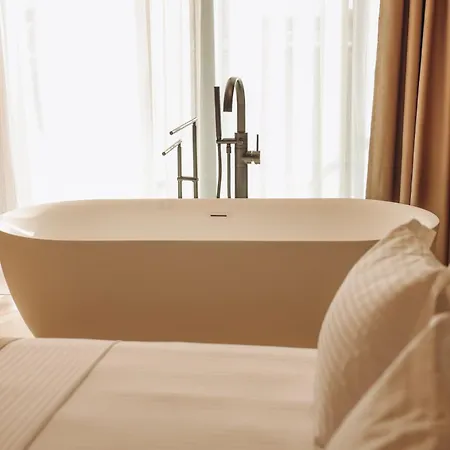 Flar Boutique Hotel Golem (Tirana)