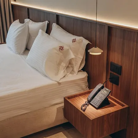 Flar Boutique Hotel