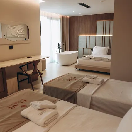 Flar Boutique Hotel *