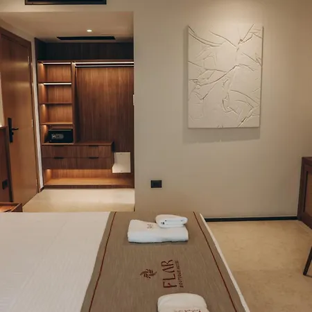 Flar Boutique Hotel