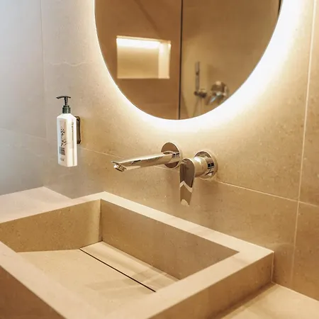 Flar Boutique Hotel