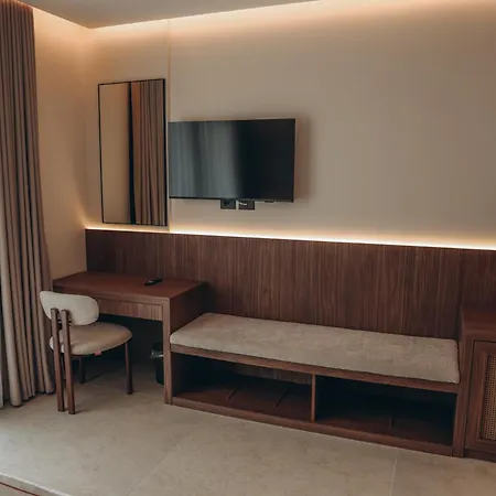 Hotel Flar Boutique Golem (Tirana)