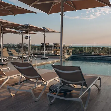 Flar Boutique Hotel Golem (Tirana)